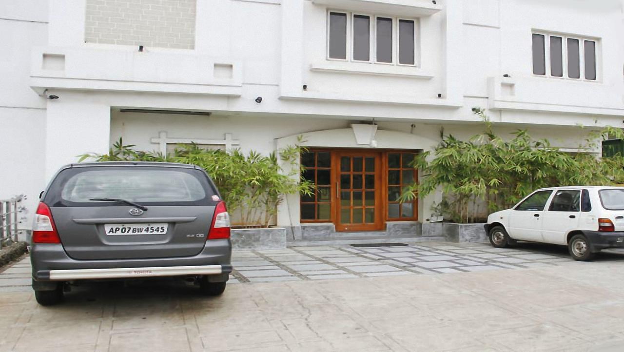 Classic Luxury Service Apartments Visakhapatnam Exterior photo