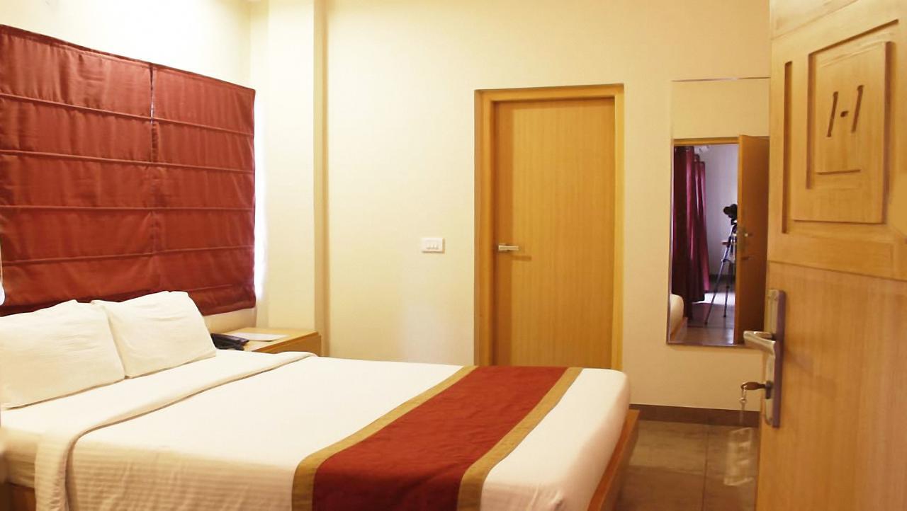 Classic Luxury Service Apartments Visakhapatnam Exterior photo